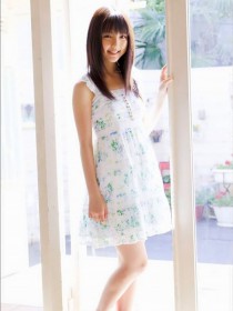 真野恵里菜 