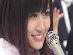 セーター服を脱がさないで