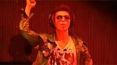 Calvin DJ Scratch & Dance