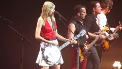 Taylor Swift - Mean