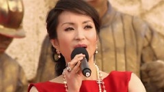 红旗飘扬