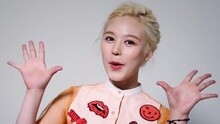 myB U Jung Donut Selfie