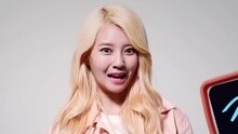 myB Hee Joo Donut Selfie