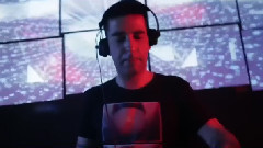 Sied van Riel featuring Alicia Madison - Gravity