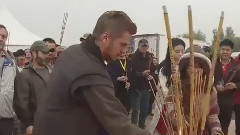影视原声 - <白幽灵传奇之绝命逃亡>拍摄花絮制作特辑之开机仪式