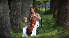 Ophelie Gaillard, Bach, Gavottes, suite for solo cello no. 6