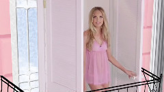 维多利亚秘密的天使们唱歌圣诞