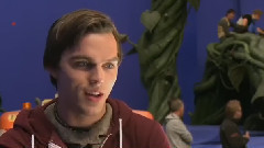 影视原声 - 电影<巨人捕手杰克>制作特辑之Nicholas Hoult
