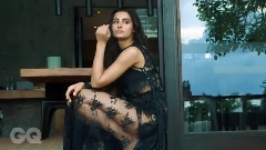 GQ & India Amorous Feelings Of The Bikini Photo Models