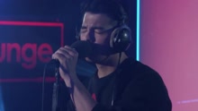 Hands To Myself Radio1现场版 2016