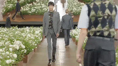 The Streets of Dior Homme Dior 2016 chun xia's show