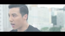 郑世豪 - 伴随