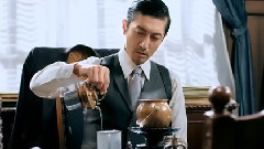 潜伏