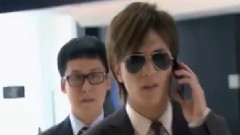 苦笑