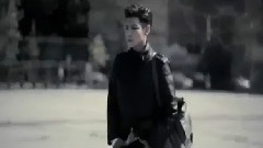Glamorous Man 2