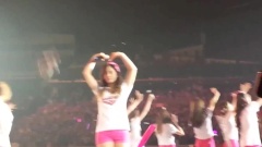 俞利把娃娃丟回去