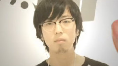 웃어