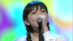 また