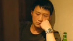 别舔伤口