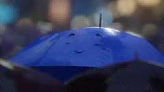 Le Parapluie Bleu Est Un Joli Court