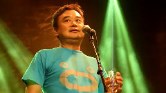 把悲伤给自己