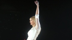 Taylor Swift - Holy Ground