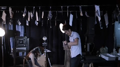 ท้องฟ้า นาฬิกา น้ำตา หัวใจ เล้าโลม