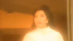 深秋立楼头