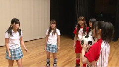周刊AKB SP 球技大会 特典4 初めてのヘディング 中文字幕