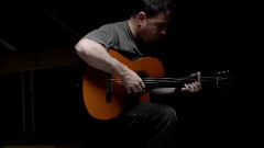 The British singer guitar legend Dido mangling THANK YOU