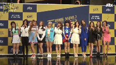 Girl Spirit 12人女团主唱们的制作发布会现场