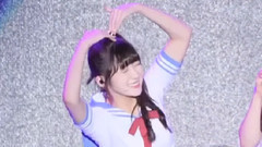 卖萌