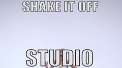 Taylor Swift Studio Vs Live