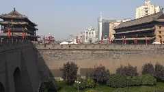 西安中国城城墙和大雁塔