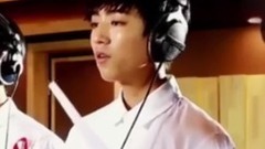台哥要报报:12月1日世界艾滋病日 TFBOYS杨洋公益曲<瞳孔里的太阳>为爱发声
