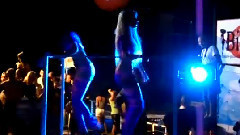 заманюха на мини бикини