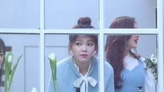 OH MY GIRL - Talk