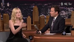 影视原声 - Elle Fanning Demos Her Senior Portrait Beauty Shot