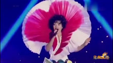 龚琳娜改编神曲《爱情买卖》，唱的嘉宾们目瞪口呆，孙楠表情亮瞎了，陶喆表情也是怪到没朋友。