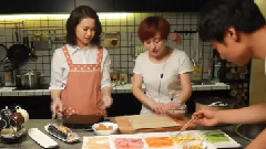 影视原声 - 电视剧<我是杜拉拉>曝花絮 戚薇笨拙下厨显搞笑天赋