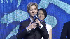 <择天记>开播发布会 鹿晗实力演绎"捂脸哭" 现场意外收到生日惊喜