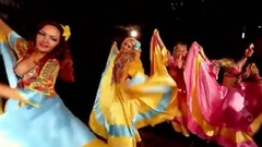 Звенит гитара