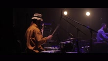 Arnaldo Antunes - Se Você Nadar (Ao Vivo)