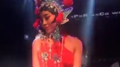 我们不该这样的