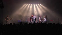 Leander Rising - This Love (Live)