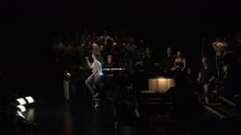 Cuando Te Beso (Primera Fila Live Video (Short))
