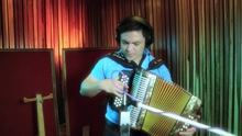 Jorge Celedón,Reyli - Pégale a la Pared (Video)