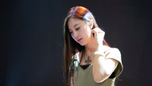  - 气质美女翻唱《红豆》好听极了