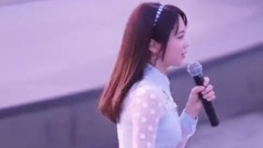 跟我交往