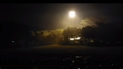 雨の中で